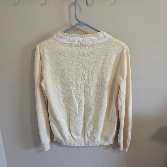 White Stag Sweater - Picture 3 of 3